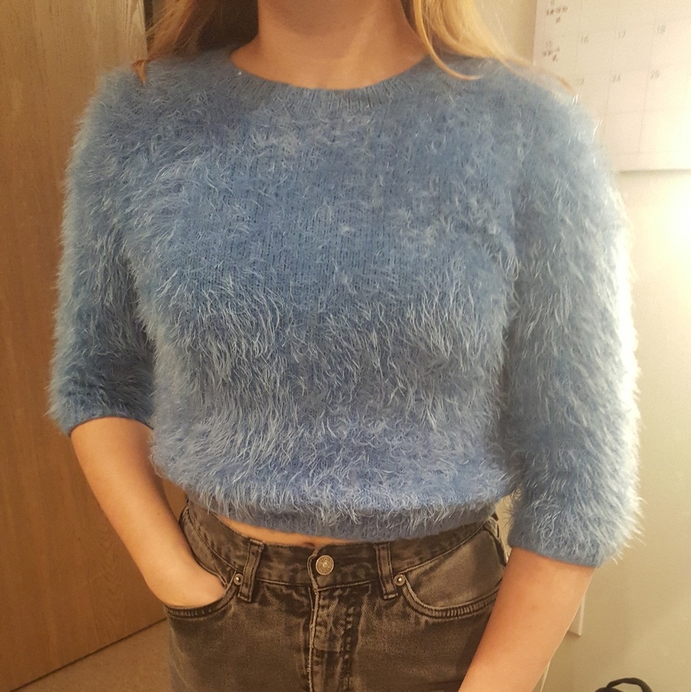 Fuzzy blue cropped sweater